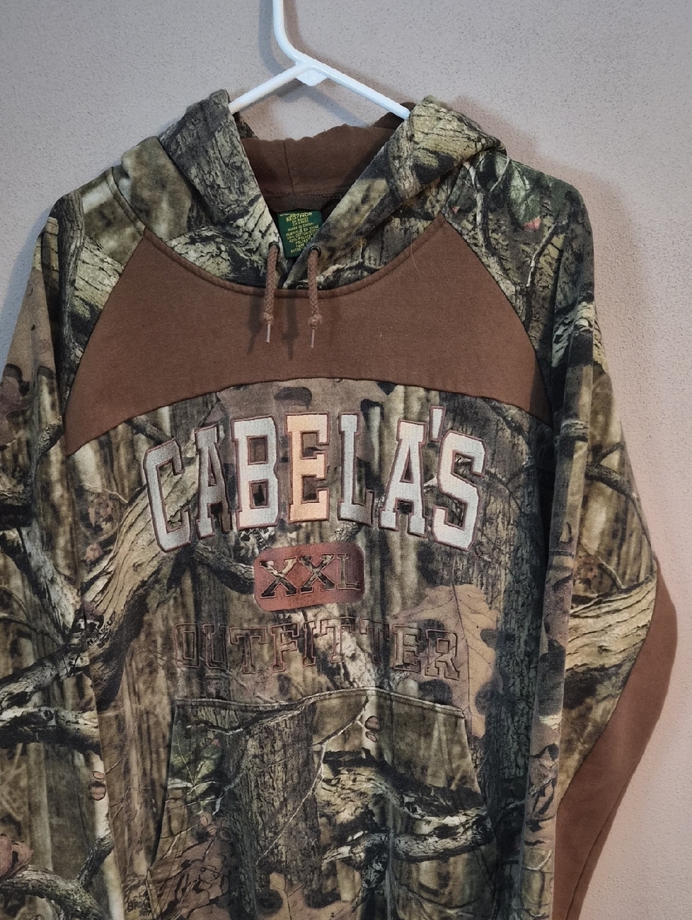 Cabela's Realtree Camo Pullover Hoodie with Brown Accents